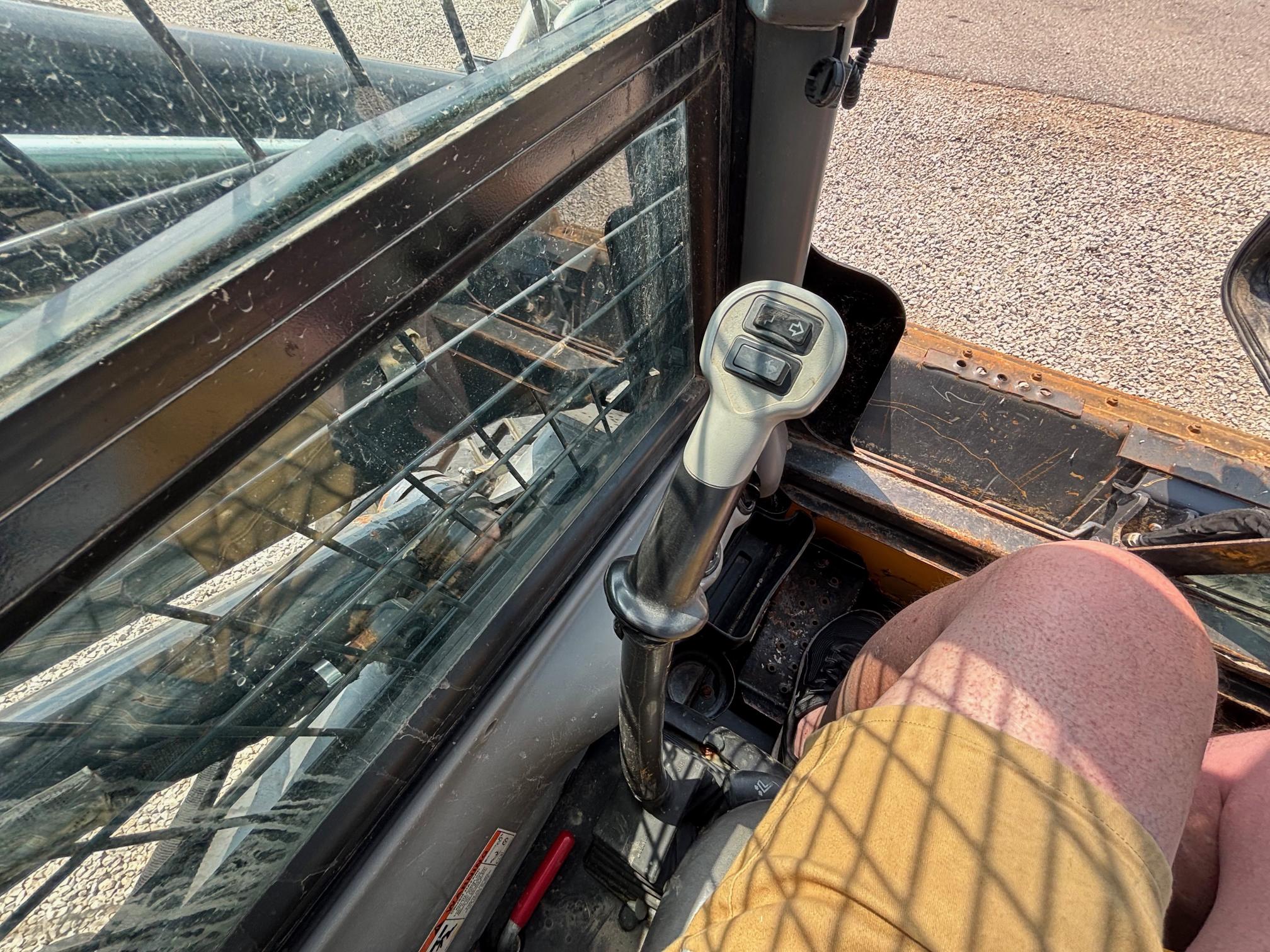 2018 NEW HOLLAND L228 - Image 19